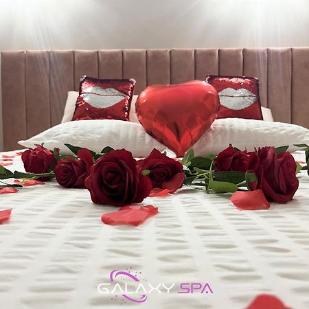 Galaxy Spa - Suite Venus Jacuzzi Et Sauna Privatif Champigneulles Exterior foto