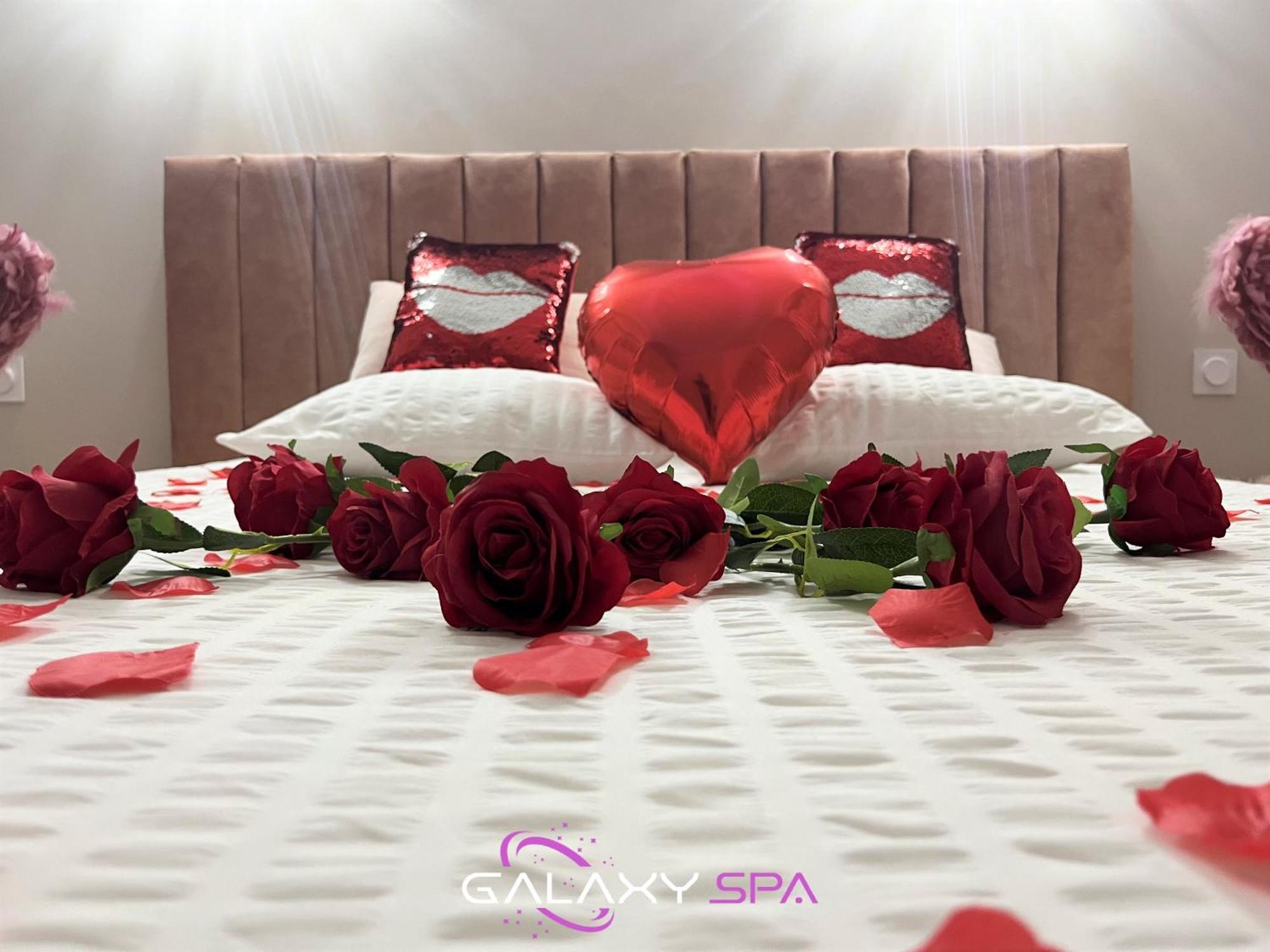 Galaxy Spa - Suite Venus Jacuzzi Et Sauna Privatif Champigneulles Exterior foto