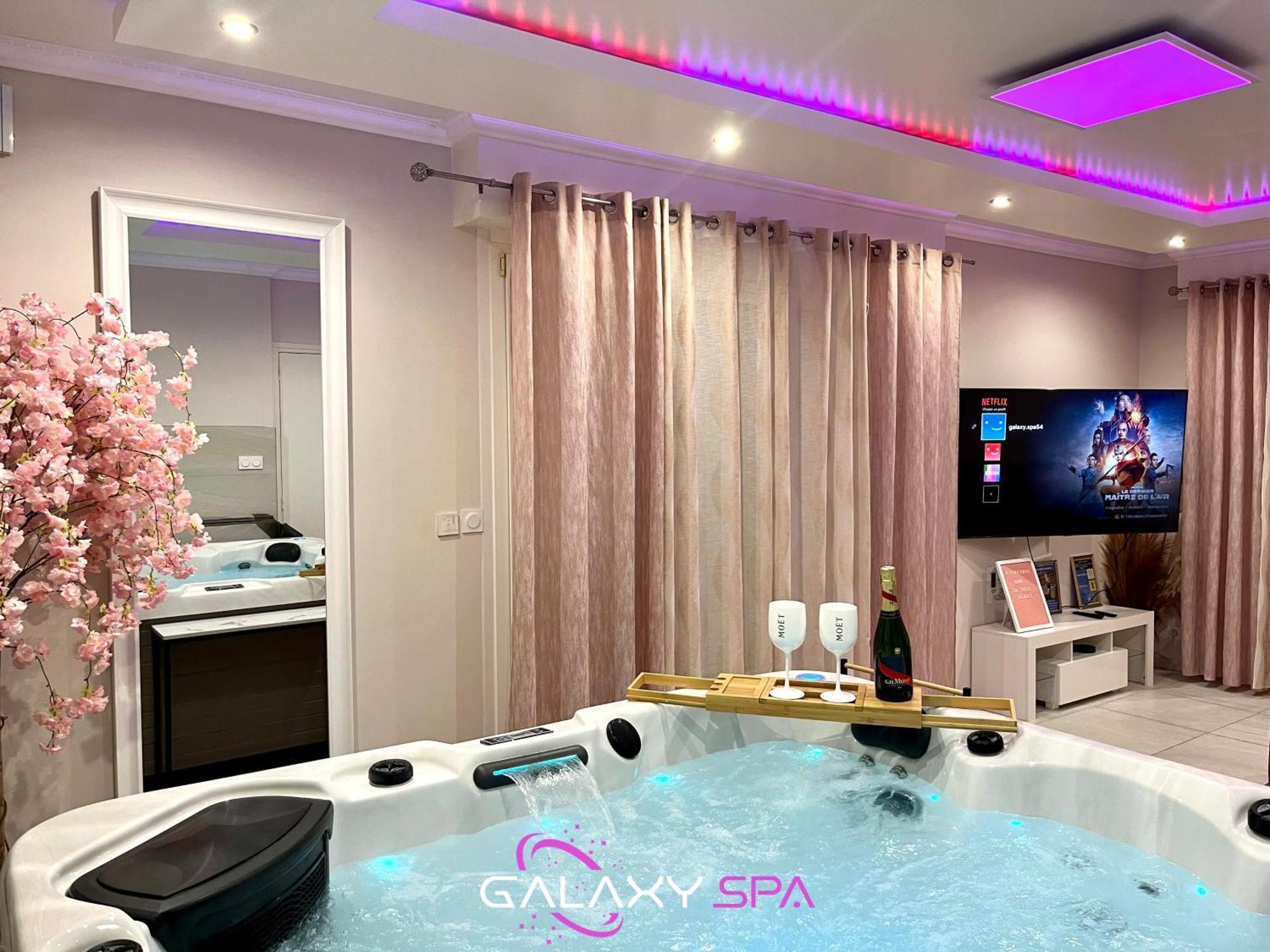 Galaxy Spa - Suite Venus Jacuzzi Et Sauna Privatif Champigneulles Exterior foto