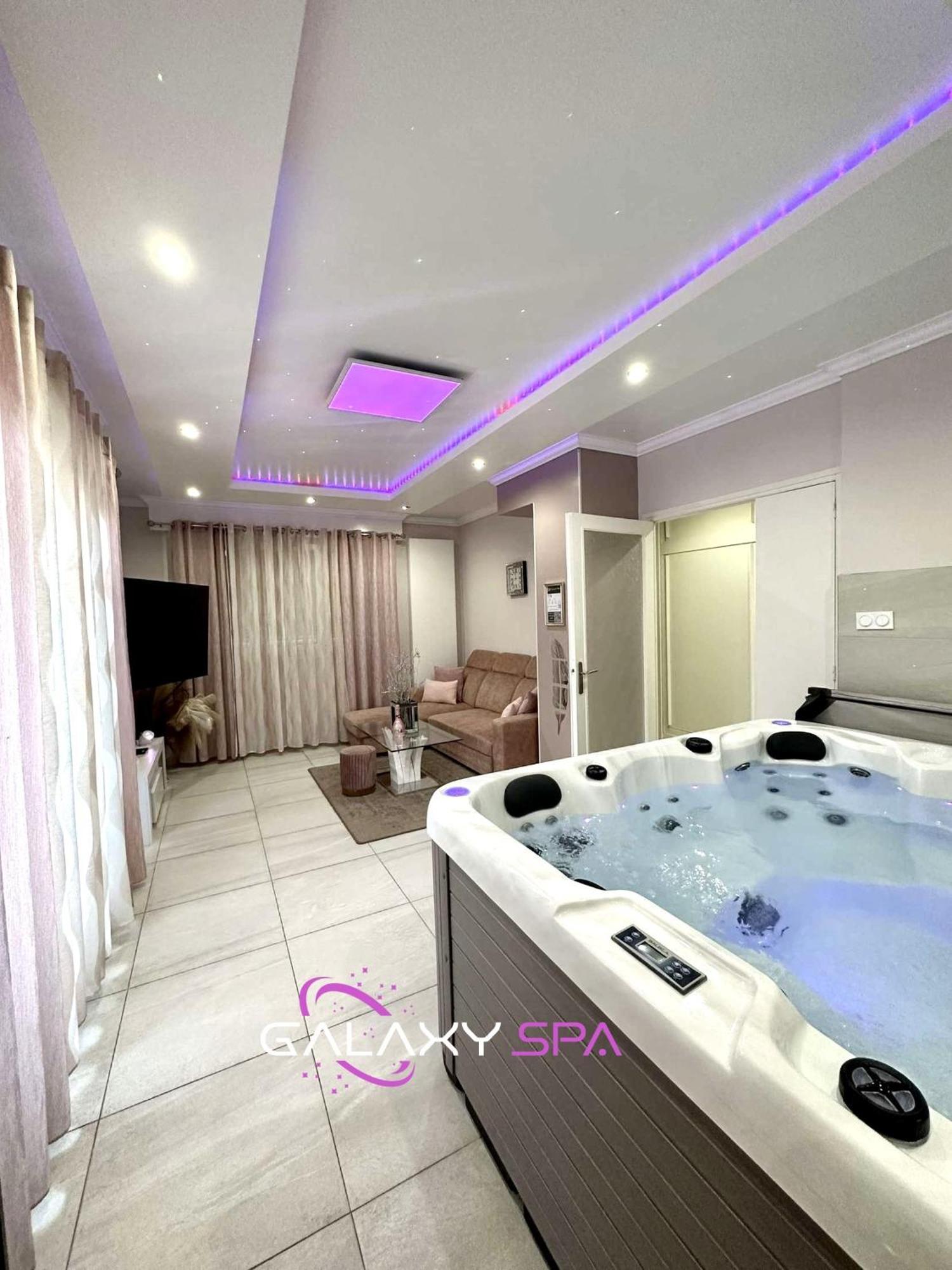 Galaxy Spa - Suite Venus Jacuzzi Et Sauna Privatif Champigneulles Exterior foto