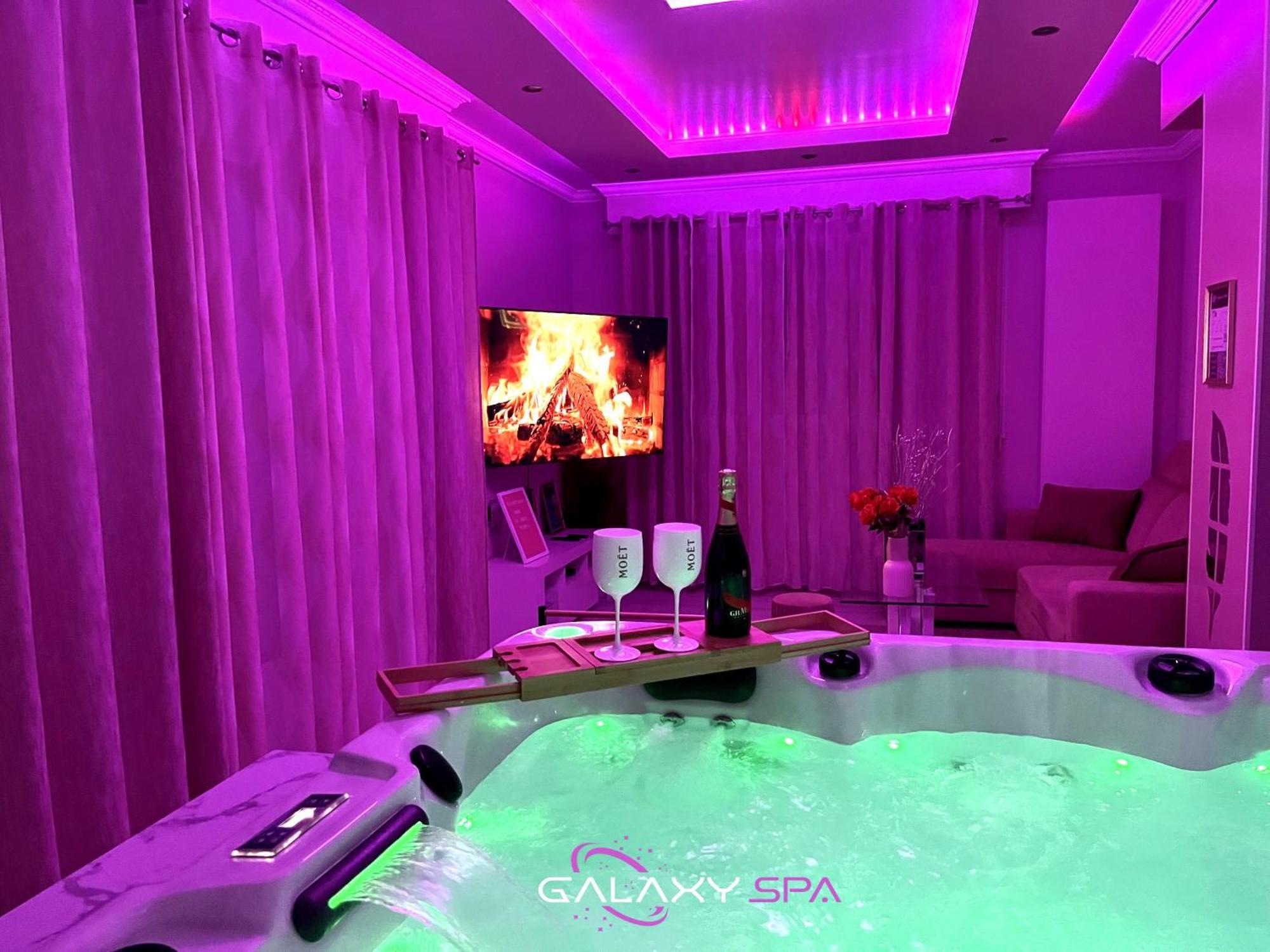 Galaxy Spa - Suite Venus Jacuzzi Et Sauna Privatif Champigneulles Exterior foto